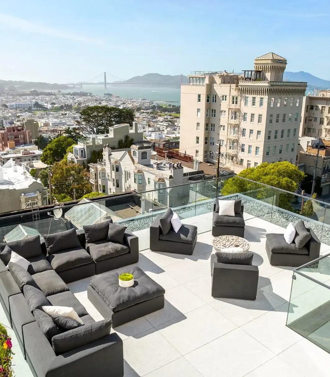Rooftop deck with Golden Gate view — original listing photo